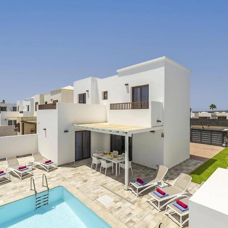 Villa Omura By Villa Plus Playa Blanca  Extérieur photo
