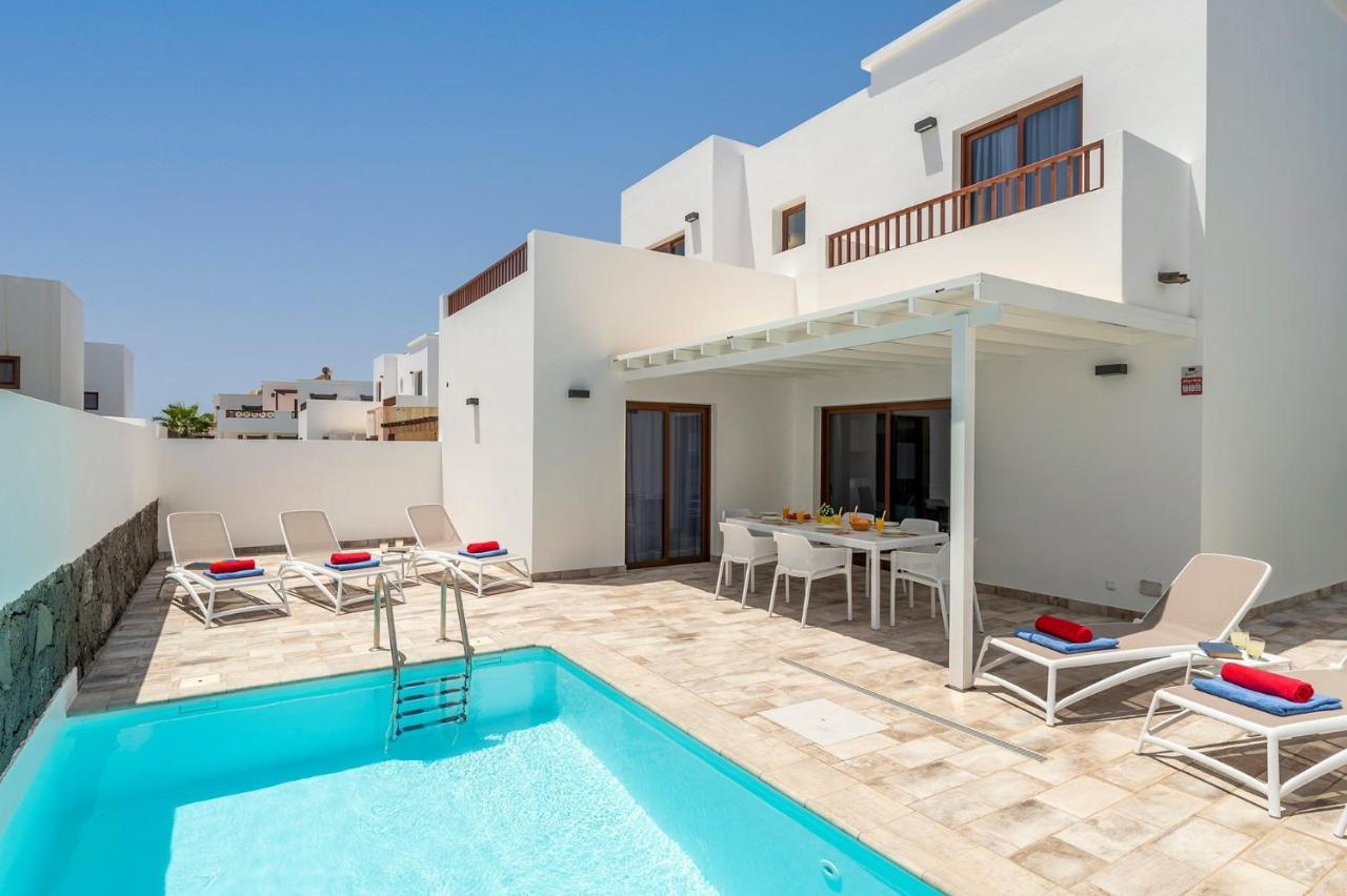 Villa Omura By Villa Plus Playa Blanca  Extérieur photo