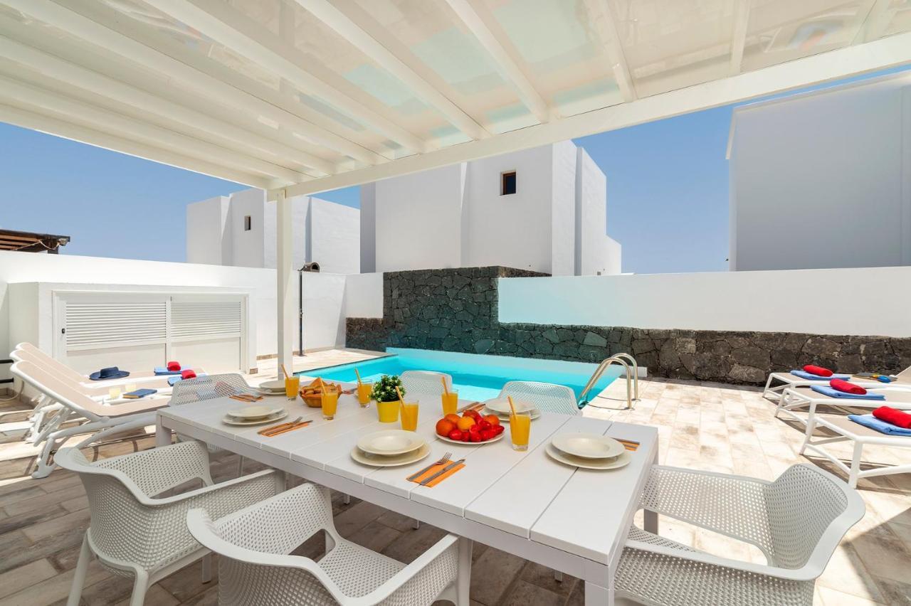 Villa Omura By Villa Plus Playa Blanca  Extérieur photo